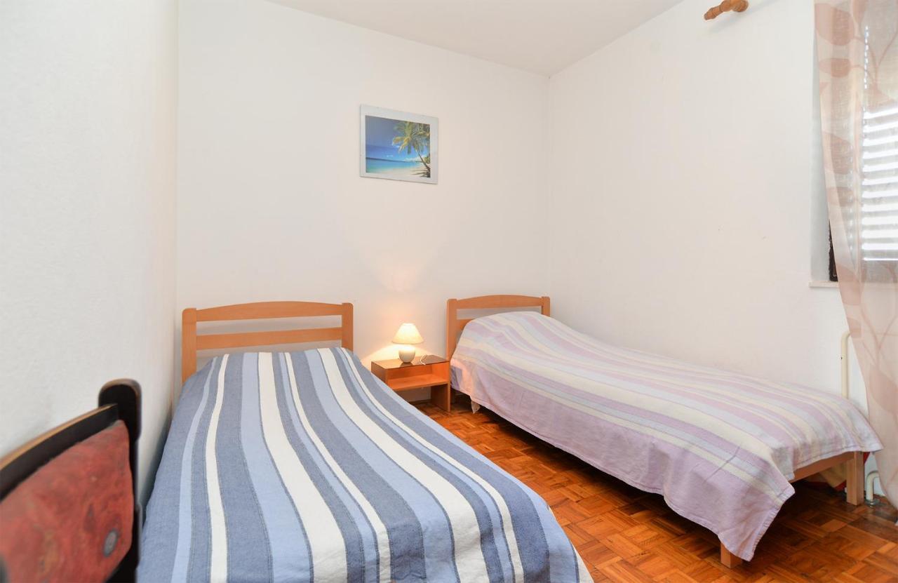Apartment Danijel 1956 Pula