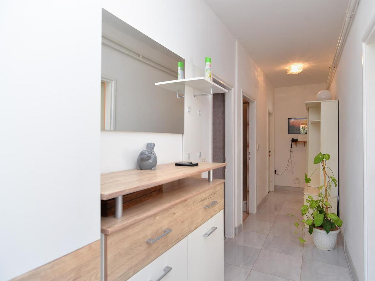 Appartement Danijel 1956 *